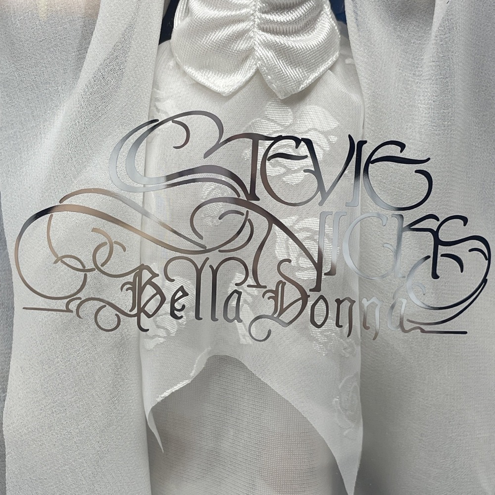 2025‎ Barbie Stevie Nicks Doll Bella Donna 1981 Lp White Dress Mattel Signature - Picture 10 of 16